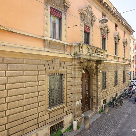 Goito Luxury Apartment, In The Historical Center โบโลญญา ภายนอก รูปภาพ