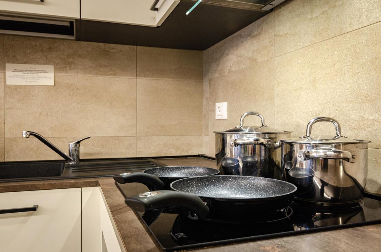Goito Luxury Apartment, In The Historical Center โบโลญญา ภายนอก รูปภาพ