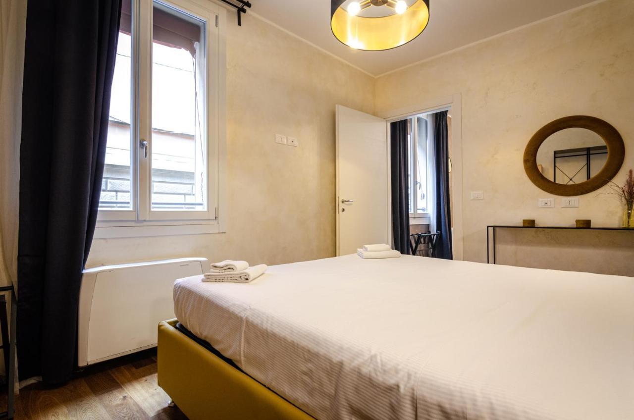 Goito Luxury Apartment, In The Historical Center โบโลญญา ภายนอก รูปภาพ