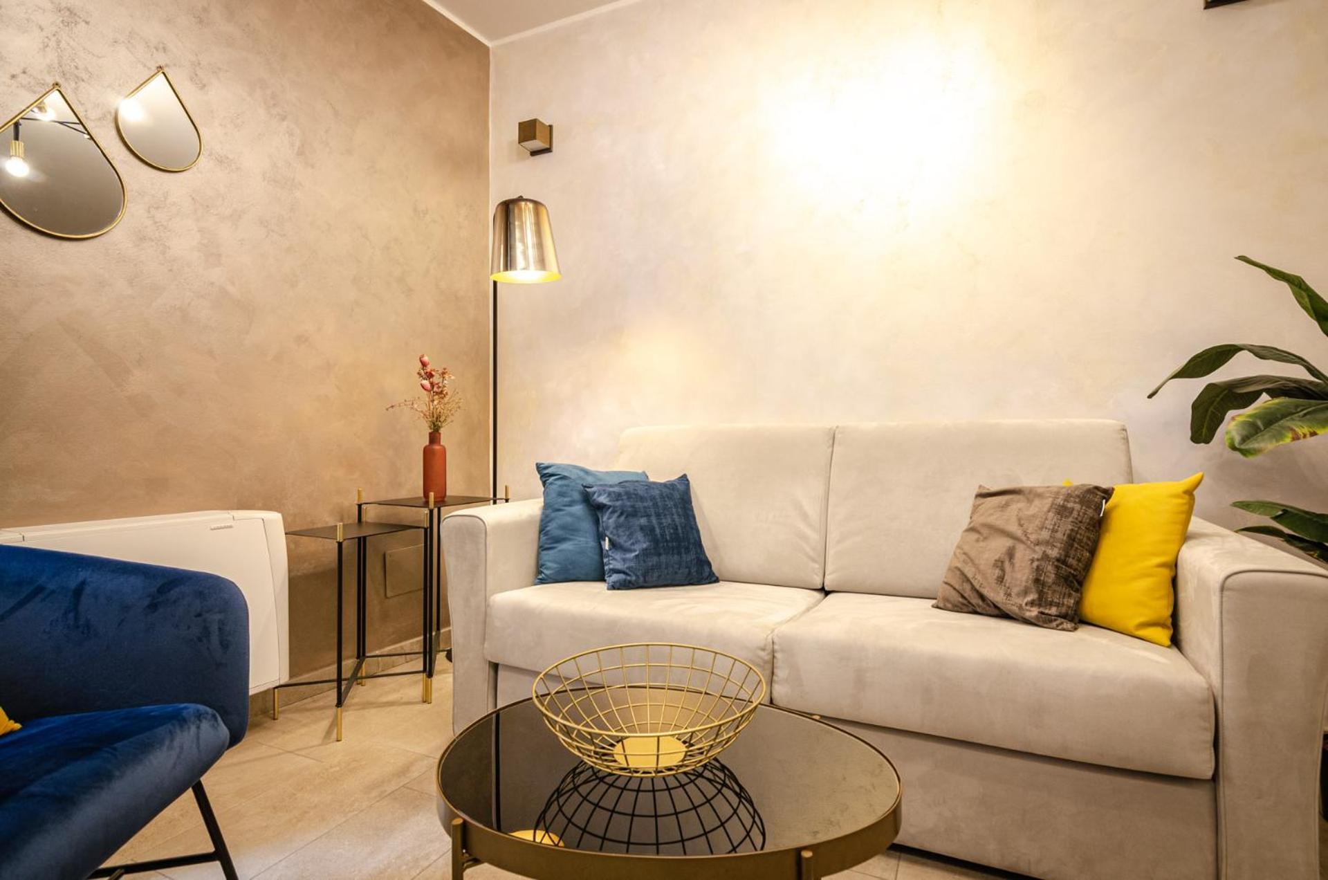 Goito Luxury Apartment, In The Historical Center โบโลญญา ภายนอก รูปภาพ